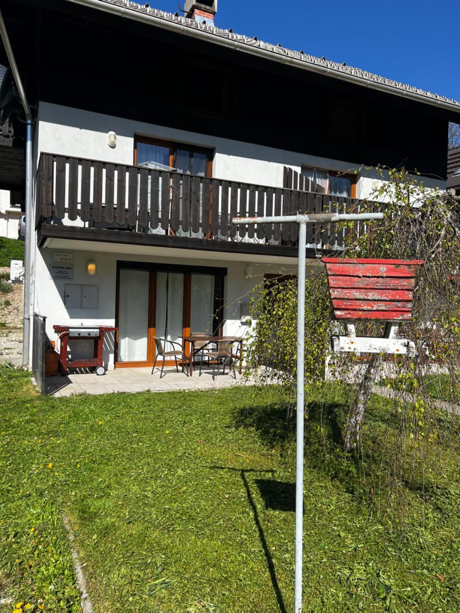 Apartma Jure Zgornje Gorje Bagian luar foto